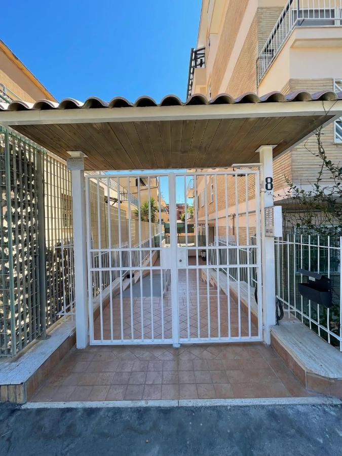 Casa Felix Ostia Apartment Luaran gambar